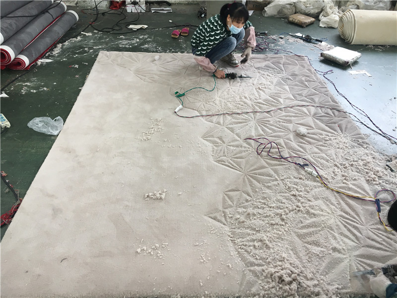 手工地毯生产过程